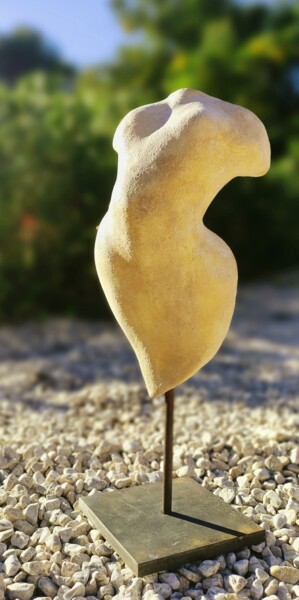 Sculpture titled "Karui" by Nad, Original Artwork, Terra cotta