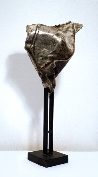 Fiore di montagna, serie "Terremoto" Sculpture intitulée "Fiore di montagna,…" par Pavlovskydesign Metal And Painting, Œuvre d'art originale, Métaux