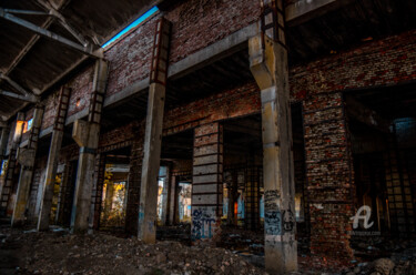 Photography titled "la destruction est…" by Oleg Andrienko, Original Artwork, Digital Photography