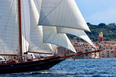 Shenandoah devant Saint-Tropez Photographie intitulée "Shenandoah devant S…" par Pierre-Yves Rospabé, Œuvre d'art originale, Photographie non manipulée