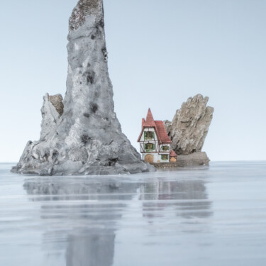 Fotografia intitolato "Une maison au bord…" da Gaspard De Gouges, Opera d'arte originale, Fotografia digitale