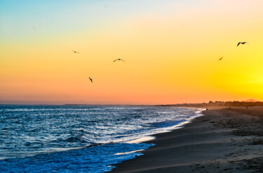Fotografia intitulada "Ocean at sunset" por Tanya Shark, Obras de arte originais, Fotografia digital