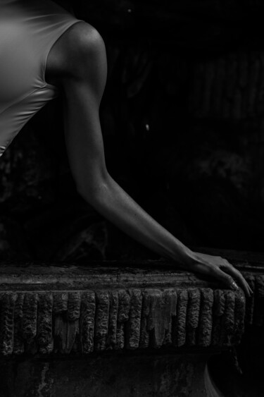 Photography titled "THINKING ABOUT BALL…" by Mariia Kulchytska, Original Artwork, Digital Photography