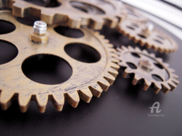 Thin mechanism and gears focus 摄影 标题为“Thin mechanism and…” 由Cédric Hajiji, 原创艺术品, 数码摄影