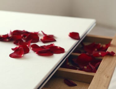 제목이 "Rose pedals"인 디지털 아트 Chatz Schwab로, 원작, 디지털