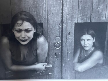 Cuauhtemoctzin Street, Mexico City, 1934 (Archive photo) Fotografie getiteld "Cuauhtemoctzin Stre…" door Henri Cartier Bresson, Origineel Kunstwerk, Film fotografie