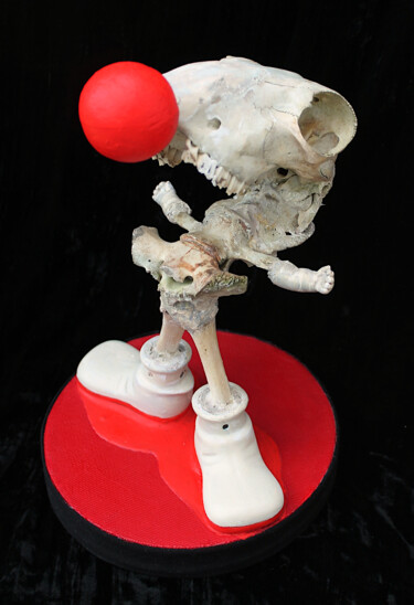 Sculptuur getiteld "Mickey M'Os" door Nancy Cardinal, Origineel Kunstwerk, Bot