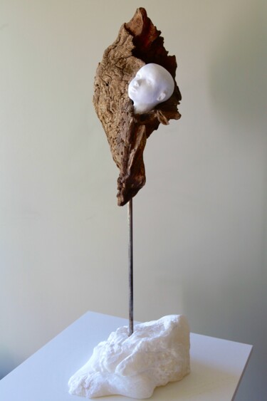 제목이 "Envol"인 조형물 Yolaine Rilhac로, 원작, 돌