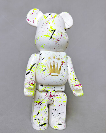 Rolex Bear 400 white 雕塑 标题为“Rolex Bear 400 white” 由Na$H, 原创艺术品, 喷漆