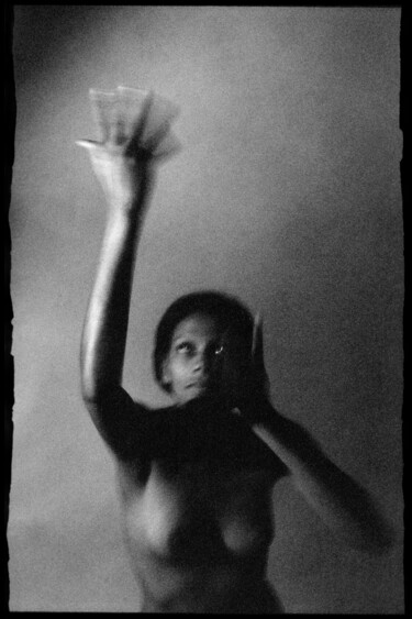 Photographie intitulée "Ingrid 1" par Jean Luc Michon, Œuvre d'art originale, Photographie argentique