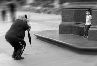 Photography titled "L'enfant modèle" by Hugues Elbe, Original Artwork, Digital Photography