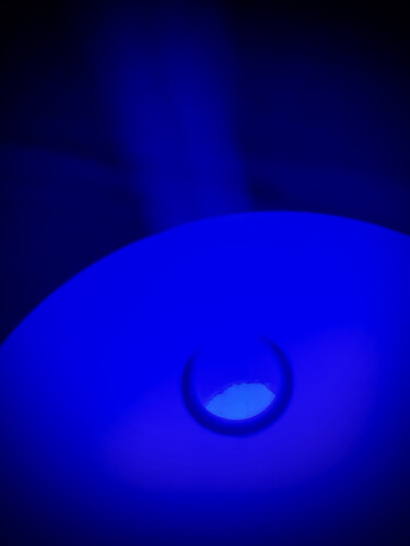 제목이 "Deep blue"인 사진 Anthony Hochet로, 원작, 디지털
