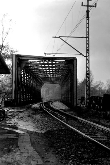 Photography titled "entrance to the bri…" by Magda Durda, Original Artwork, Non Manipulated Photography
