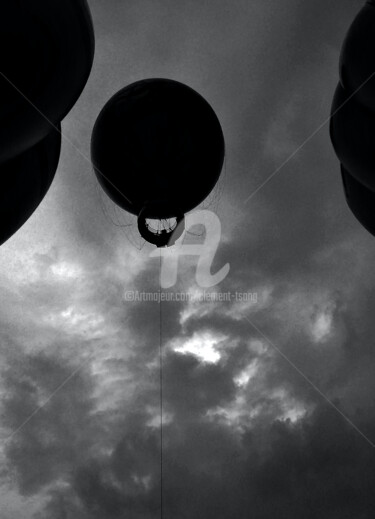 Photography titled "Black and White Bal…" by Clement Tsang, Original Artwork, Digital Photography