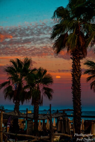 Photographie intitulée "plage d'alba" par Frederic Dupuy, Œuvre d'art originale, Photographie numérique