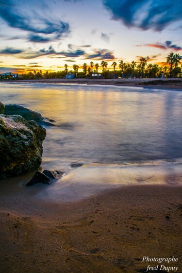 Photographie intitulée "plage d'alba,," par Frederic Dupuy, Œuvre d'art originale, Photographie numérique