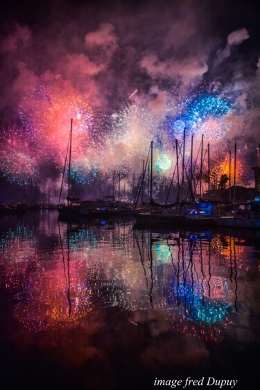 Photographie intitulée "port frejus....." par Frederic Dupuy, Œuvre d'art originale, Photographie numérique