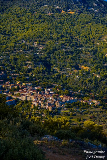 Photographie intitulée "bargemont,,,," par Frederic Dupuy, Œuvre d'art originale, Photographie numérique