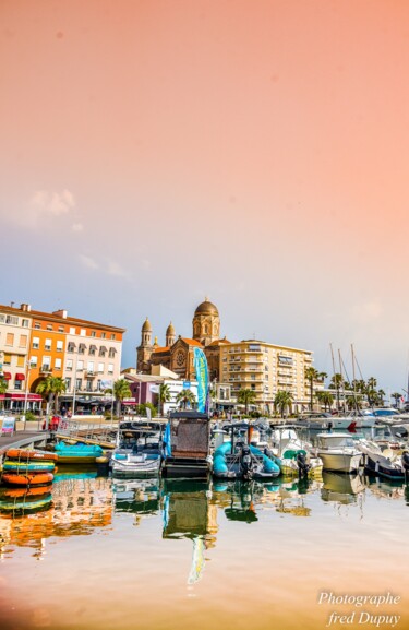 Photographie intitulée "St raphael" par Frederic Dupuy, Œuvre d'art originale, Photographie numérique