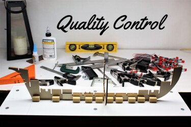 Fotografía titulada "quality control" por Douglas Okerlund, Obra de arte original, Fotografía digital
