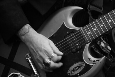 摄影 标题为“Guitare 2” 由Ernest Tosetti, 原创艺术品, 数码摄影
