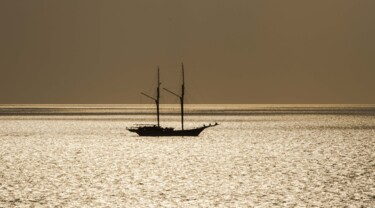 Fotografia intitolato "L'heure dorée" da Hubert Trublard, Opera d'arte originale, Fotografia non manipolata Montato su Altro…
