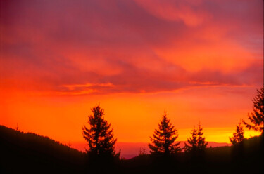 「Glowing sky」というタイトルの写真撮影 Patrick Kesslerによって, オリジナルのアートワーク, アナログ写真