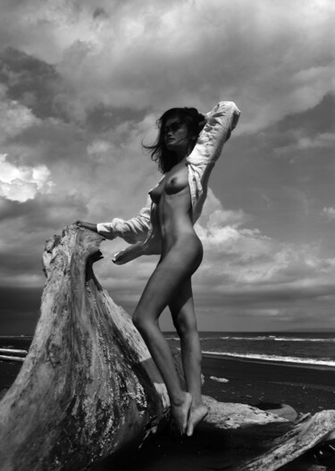 A Strong Woman nr4 Photography titled "A Strong Woman nr4" by Emir Sergo, Original Artwork, Non Manipulated Photography