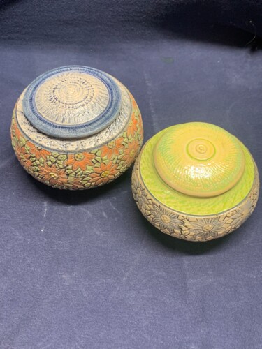 Sculpture titled "pot boule texturé e…" by Josi Rica, Original Artwork, Ceramics