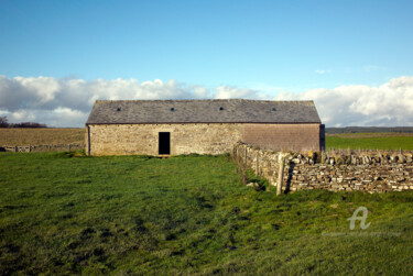 Stone barn and fence - Once Brewed - England 摄影 标题为“Stone barn and fenc…” 由Scott Gregory Banner, 原创艺术品, 数码摄影