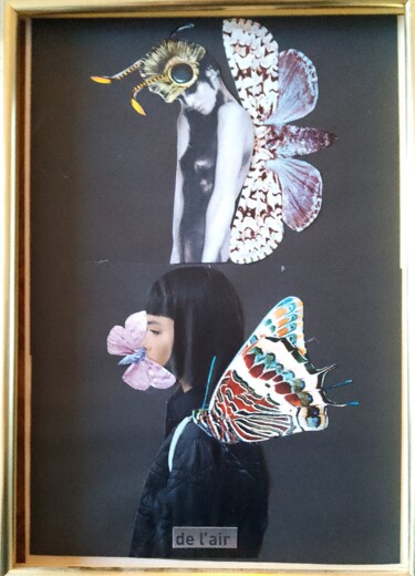 제목이 "Moth(ers). Original…"인 콜라주 Vanitas-Editions로, 원작, 콜라주 유리에 장착됨