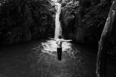 Photography titled "Leap of Faith" by Ivan Cheremisin, Original Artwork, Digital Photography