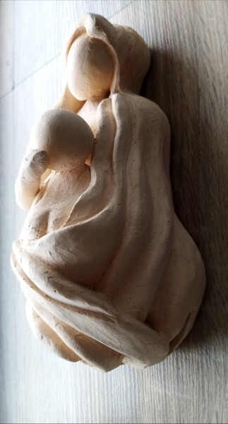 Sculpture titled "Jeune Madone en bas…" by Pascale Rodriguez, Original Artwork, Clay