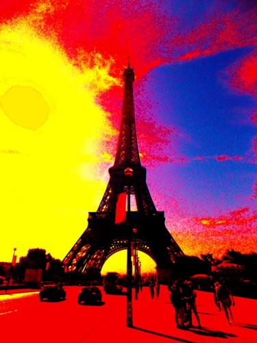 Eiffel Tower Enhanced 2 Photographie intitulée "Eiffel Tower Enhanc…" par Troy Wilson-Ripsom, Œuvre d'art originale, Photographie manipulée