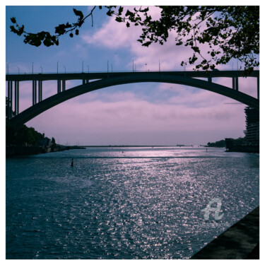 Photographie intitulée "A bridge between." par Nicolas-Monk.Gd, Œuvre d'art originale, Photographie numérique