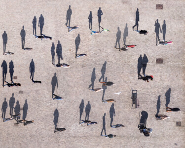 The World From Above - Massive Shadows - Special Edition Fotografie getiteld "The World From Abov…" door Werner Roelandt, Origineel Kunstwerk, Digitale fotografie Gemonteerd op Alum…