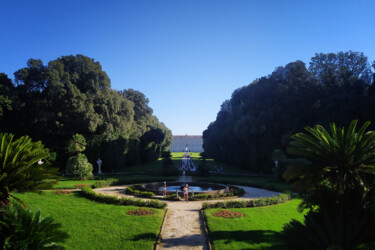Photography titled "Garden royal palace…" by Vincenzo Izzo, Original Artwork, Digital Photography