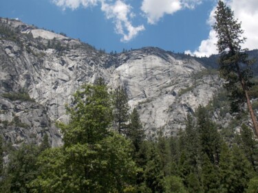 Walls of Yosemite Photographie intitulée "Walls of Yosemite" par Troy Wilson-Ripsom, Œuvre d'art originale, Photographie numérique