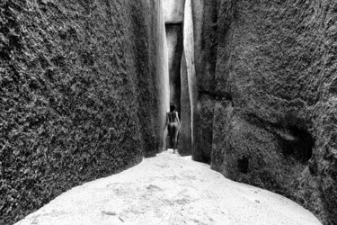 Photography titled "The Passage" by Roberto Manetta, Original Artwork, Digital Photography