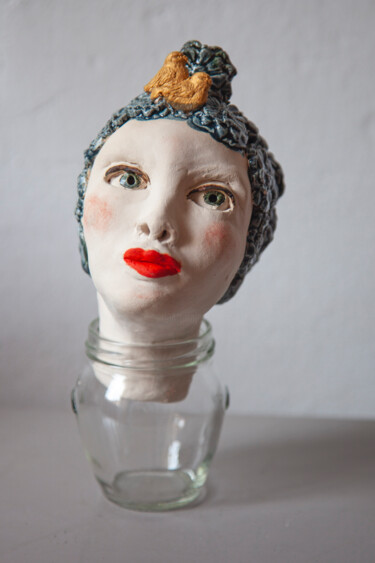 Scultura intitolato "Darla" da Elena Uljancic, Opera d'arte originale, Ceramica