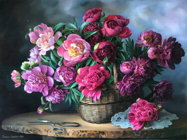 Painting titled "Peonies and scissor…" by Tatjana Cechun, Original Artwork, Oil