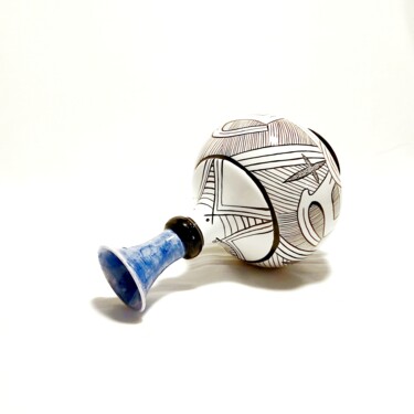 Design titled "Öncül desenler" by Selcan Özdemi̇R, Original Artwork, Accessories
