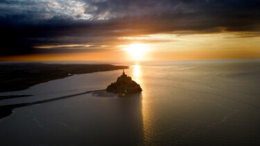 Фотография под названием "Crépuscule au Mont…" - Jean-Claude Mathier, Подлинное произведение искусства, Цифровая фотография
