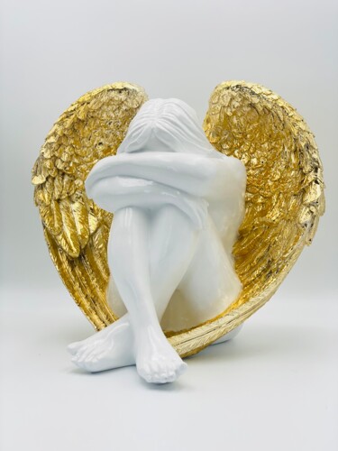 雕塑 标题为“Angel with Golden W…” 由Ahu Didem Sever, 原创艺术品, 丙烯