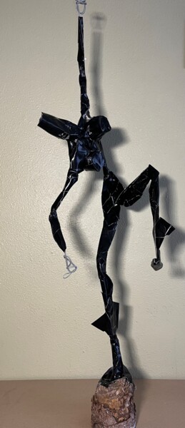 "Nola Groove" başlıklı Heykel Arouna Guindo tarafından, Orijinal sanat, Tel