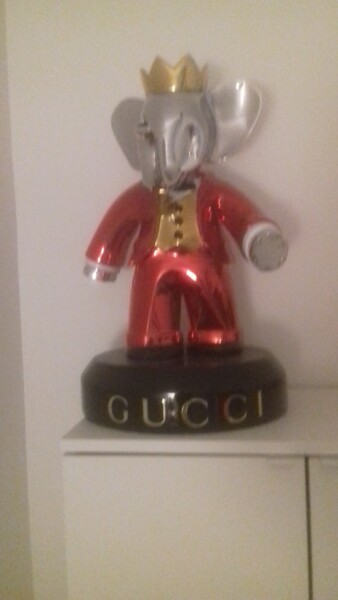 Escultura titulada "Babolex Gucci Class…" por Caroline Peretti, Obra de arte original, Resina
