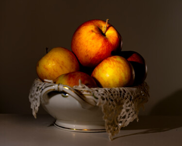 Compotier de pommes Photographie intitulée "Compotier de pommes" par Aurélien Comte, Œuvre d'art originale, Photographie numérique
