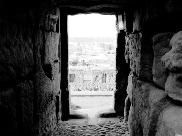 Photography titled "Contrejour à Carcas…" by Paulous, Original Artwork, Digital Photography Mounted on Other rigid panel