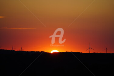 Fotografie mit dem Titel "Coucher de soleil" von A.T Photographie, Original-Kunstwerk, Digitale Fotografie
