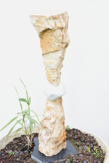 Sculpture titled "DANSE DE L'UNIVERS" by Marc Mugnier, Original Artwork, Stone